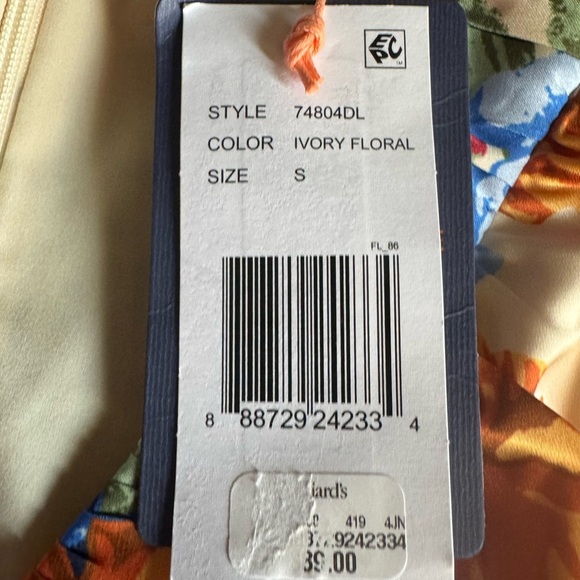 Floral V-Neck Long Sleeve Romper - Picture 5 of 6